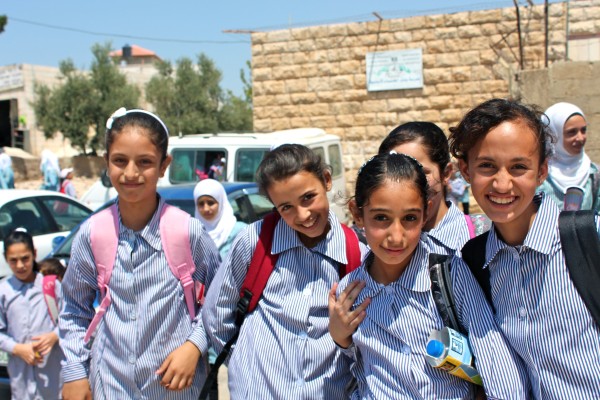 Palestinian school children